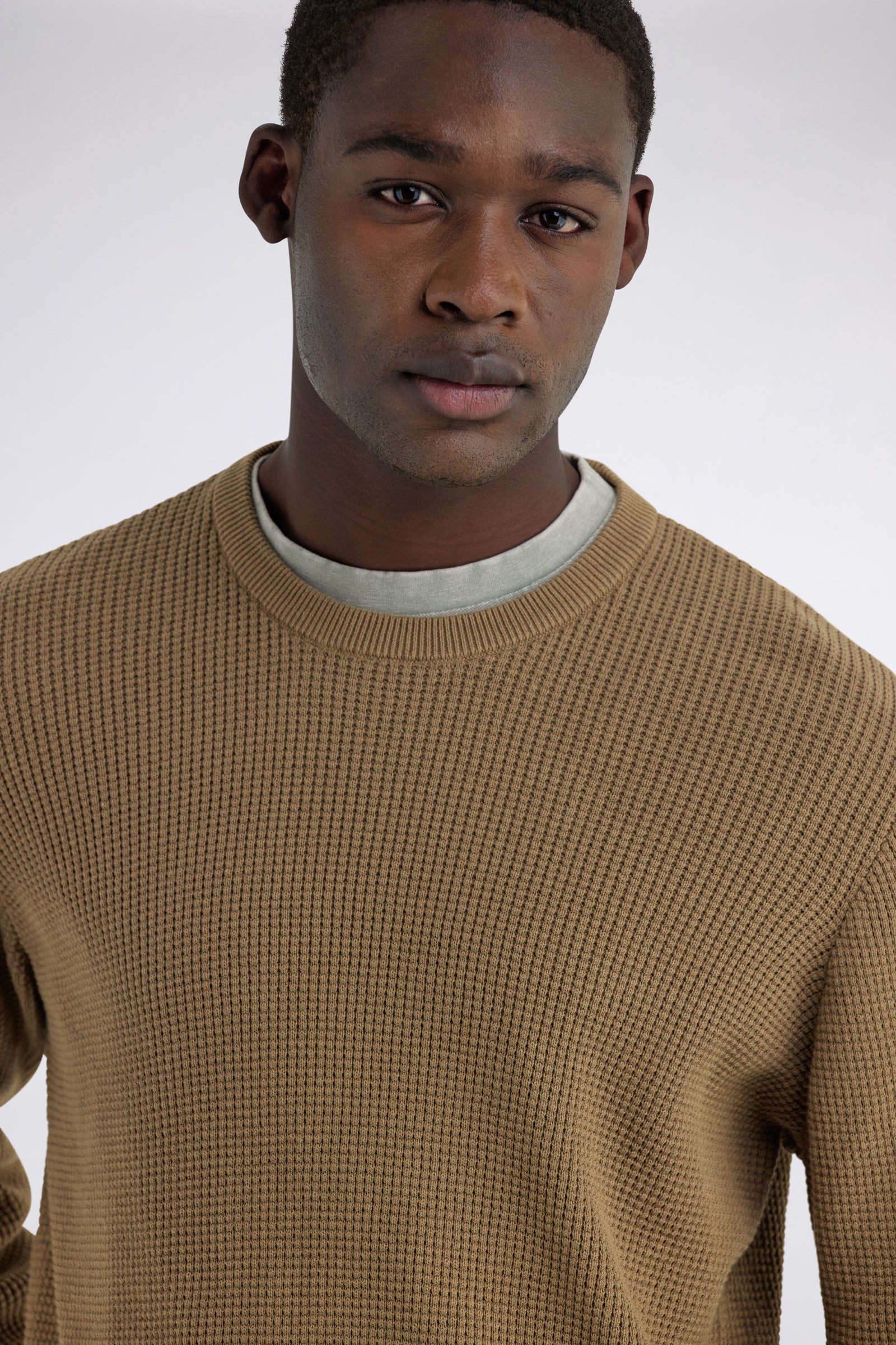 ADYN ROUND NECK